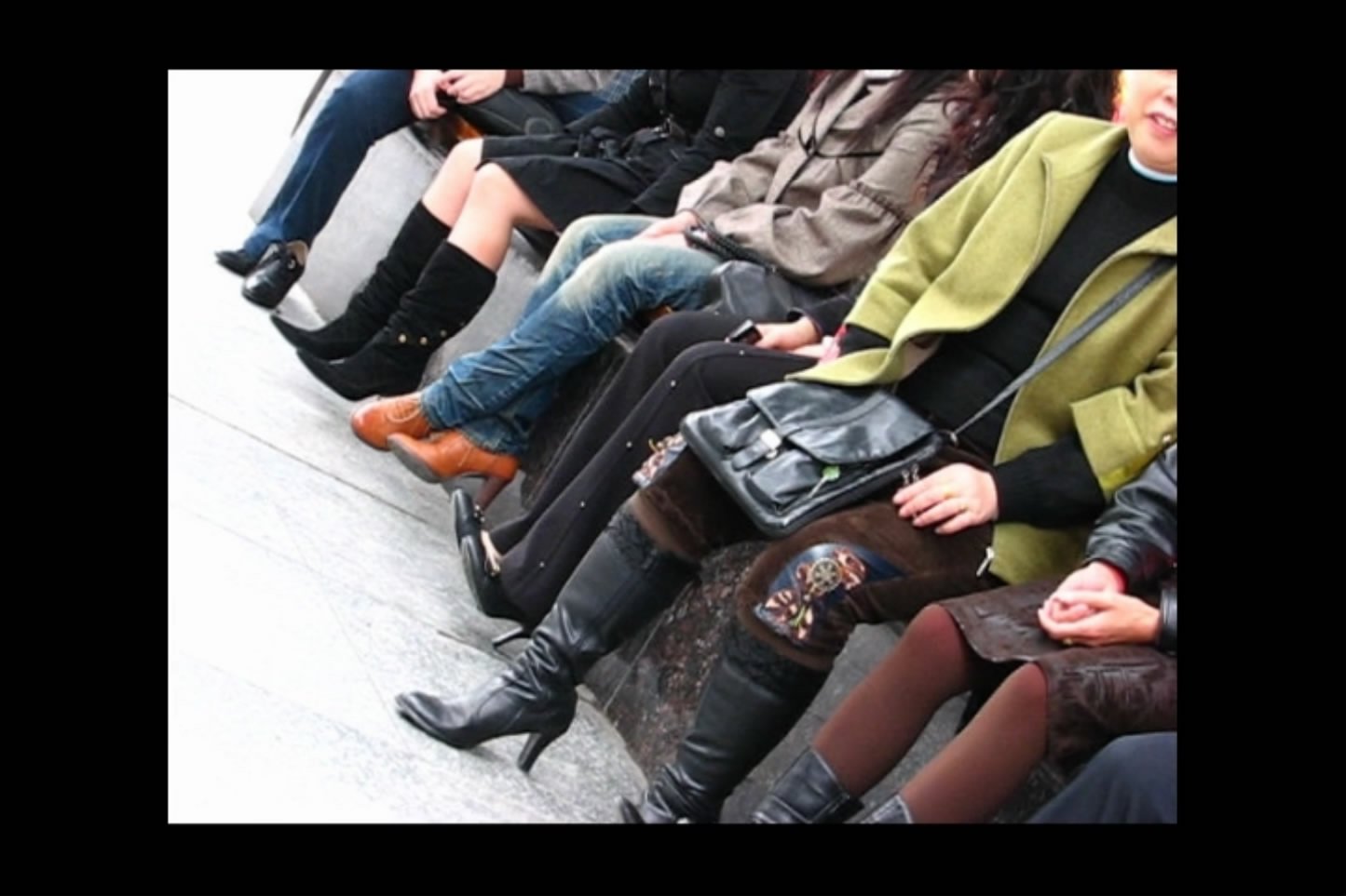 streetsnapshoep[00 03 05][20181210 200733 3]